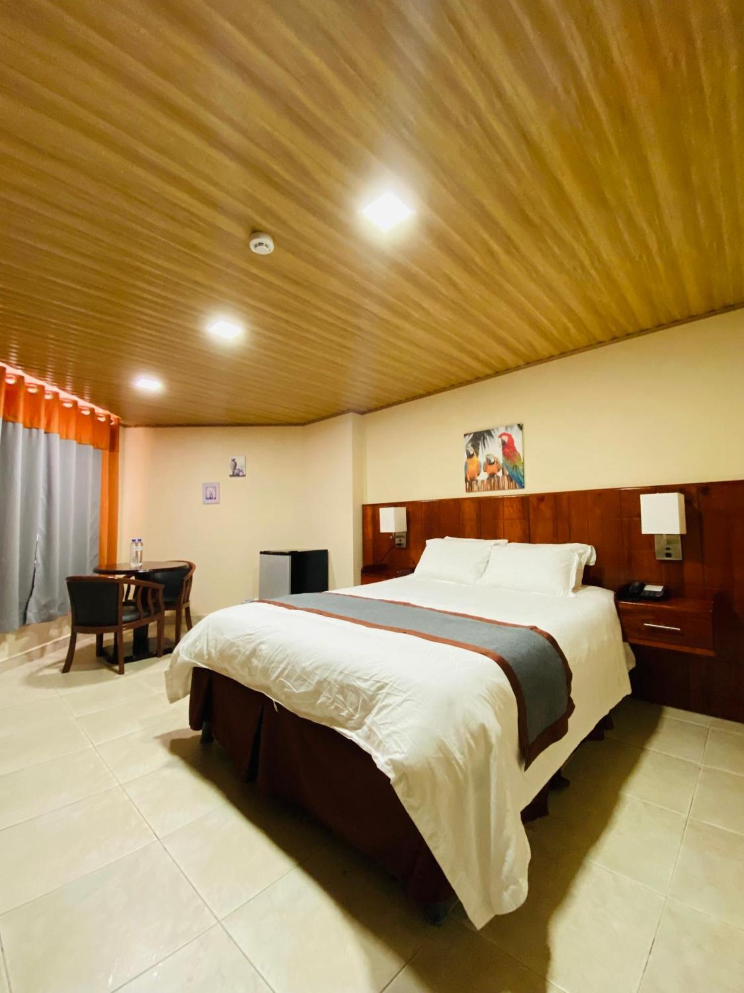 Hotel Guacamaya Penonome Bagian luar foto